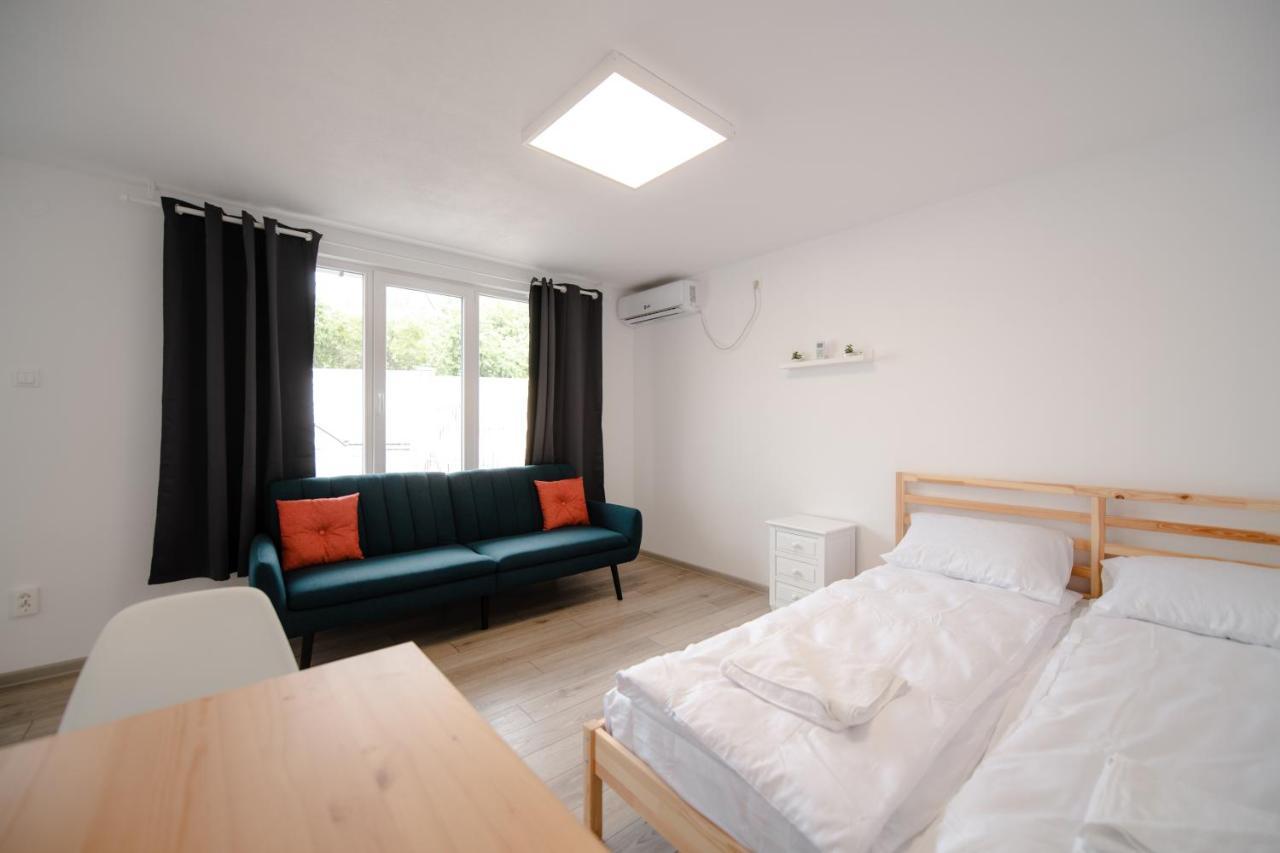 Pixel Guesthouse Tîrgu Secuiesc 外观 照片
