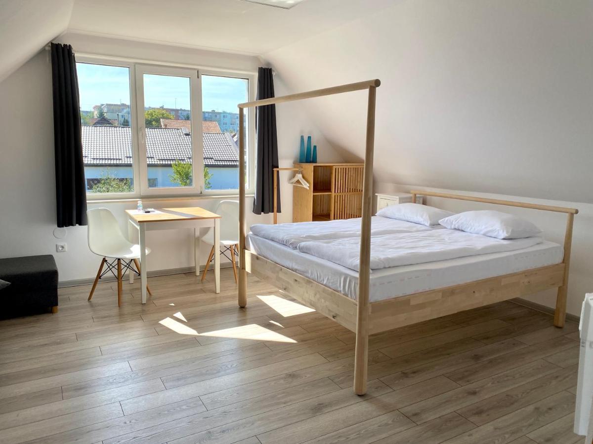 Pixel Guesthouse Tîrgu Secuiesc 外观 照片