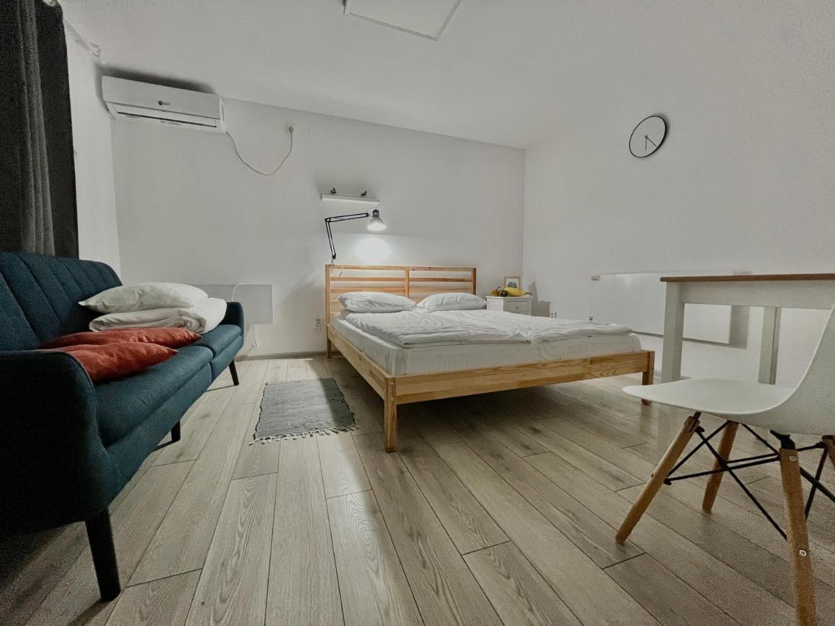 Pixel Guesthouse Tîrgu Secuiesc 外观 照片
