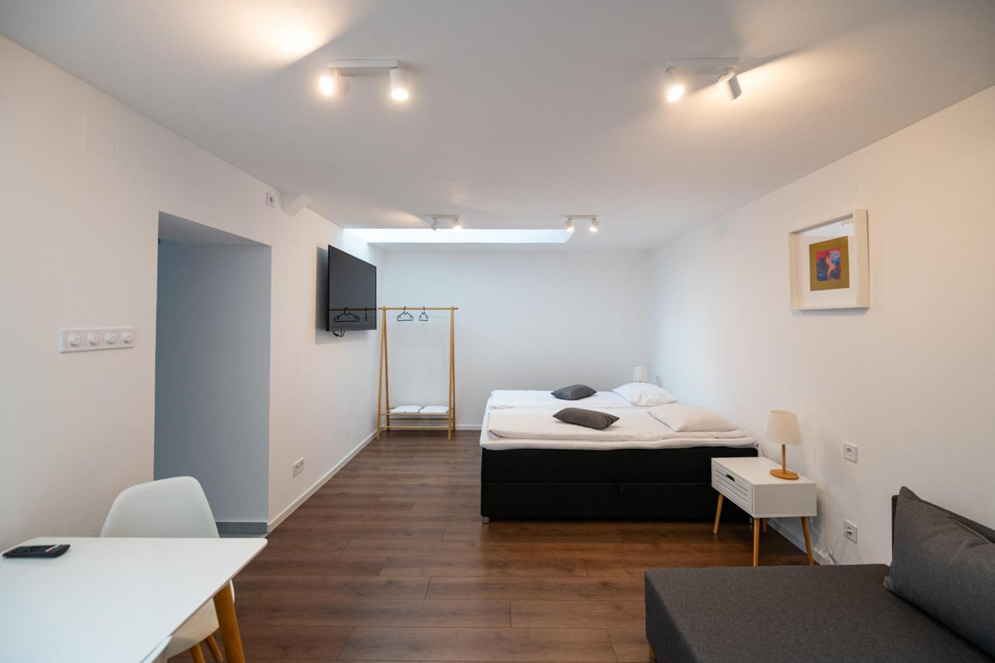 Pixel Guesthouse Tîrgu Secuiesc 外观 照片