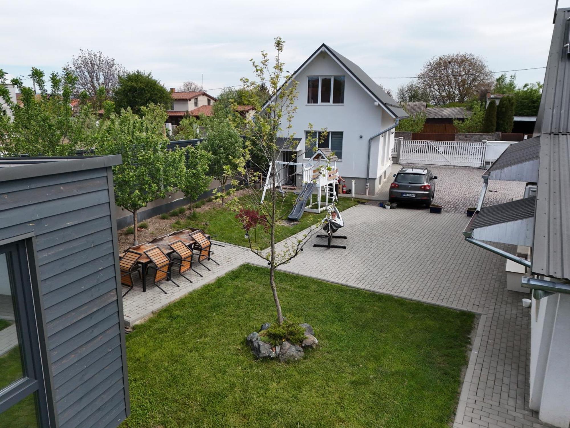 Pixel Guesthouse Tîrgu Secuiesc 外观 照片